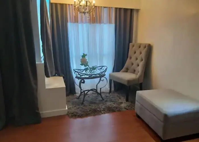 Apartahotel The Traveler's Nook Bgc Taguig *
