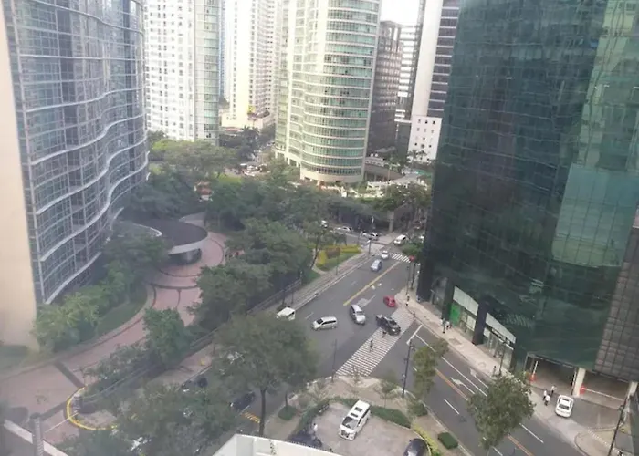 Apartahotel The Traveler's Nook Bgc Taguig Manila
