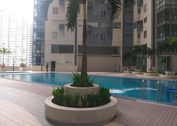 The Traveler's Nook Bgc Taguig *