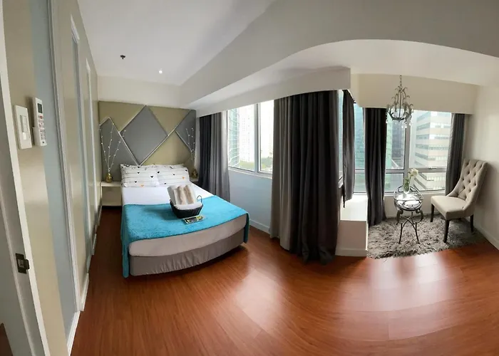 The Traveler's Nook Bgc Taguig * Manila